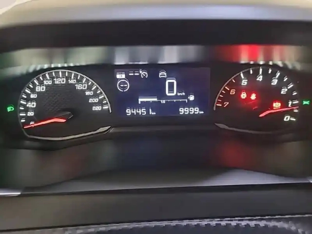 Peugeot 208 bluehdi 100 s&amp;s bvm6 — photo 10