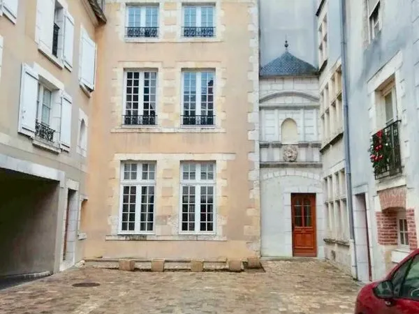 T2 meublé en duplex avec parking