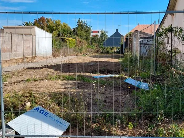 Terrain à bâtir de 499 m²