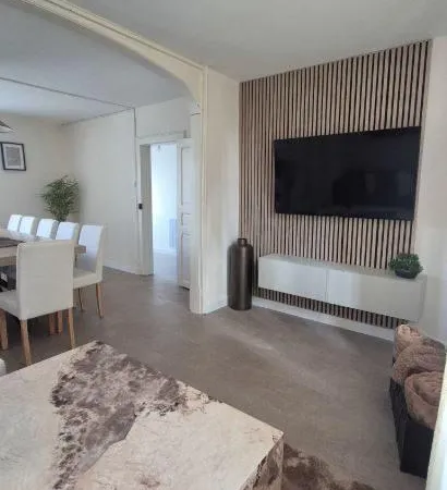 Vends propriété - 180 m² - 7 pièces, 4 chambres - Aspres 61270