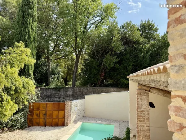 Propriété 7 pièces 145 m²