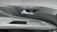 Peugeot 3008 HYBRID4 300ch GT Line e-EAT8 — photo 19