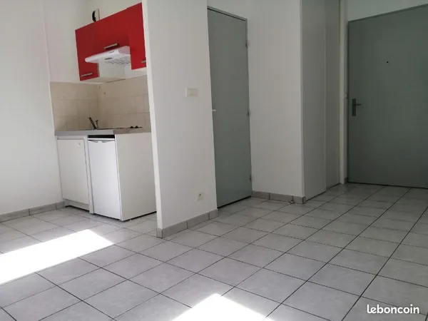 Studio 1 pièce 21 m²