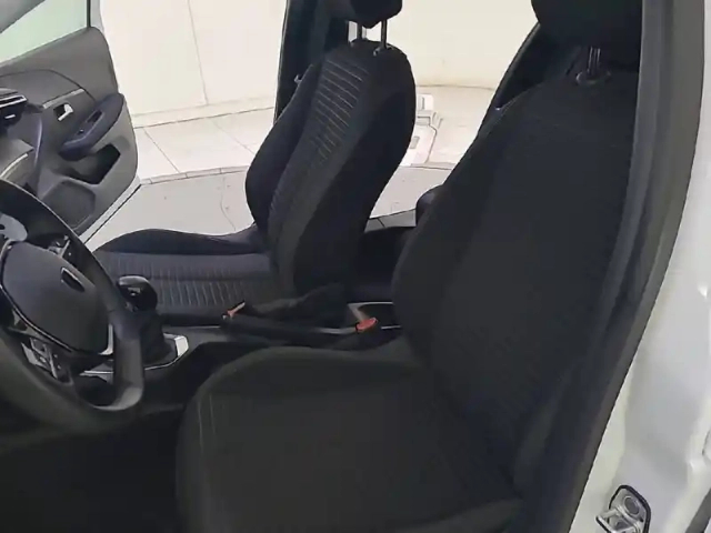Peugeot 208 puretech 75 s&amp;s bvm5 — photo 11