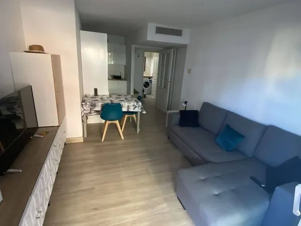 Studio 1 pièce 26 m²
