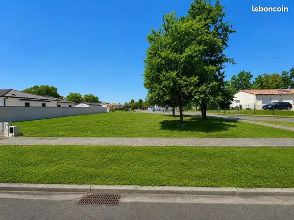Terrain 671 m² Montauban