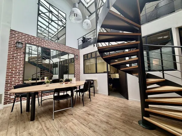 Bureaux 207 m²