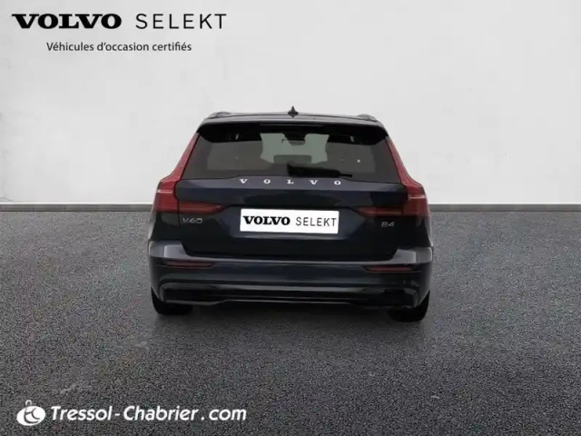 Volvo V60 b4 197 ch dct7 ultra style dark — photo 4