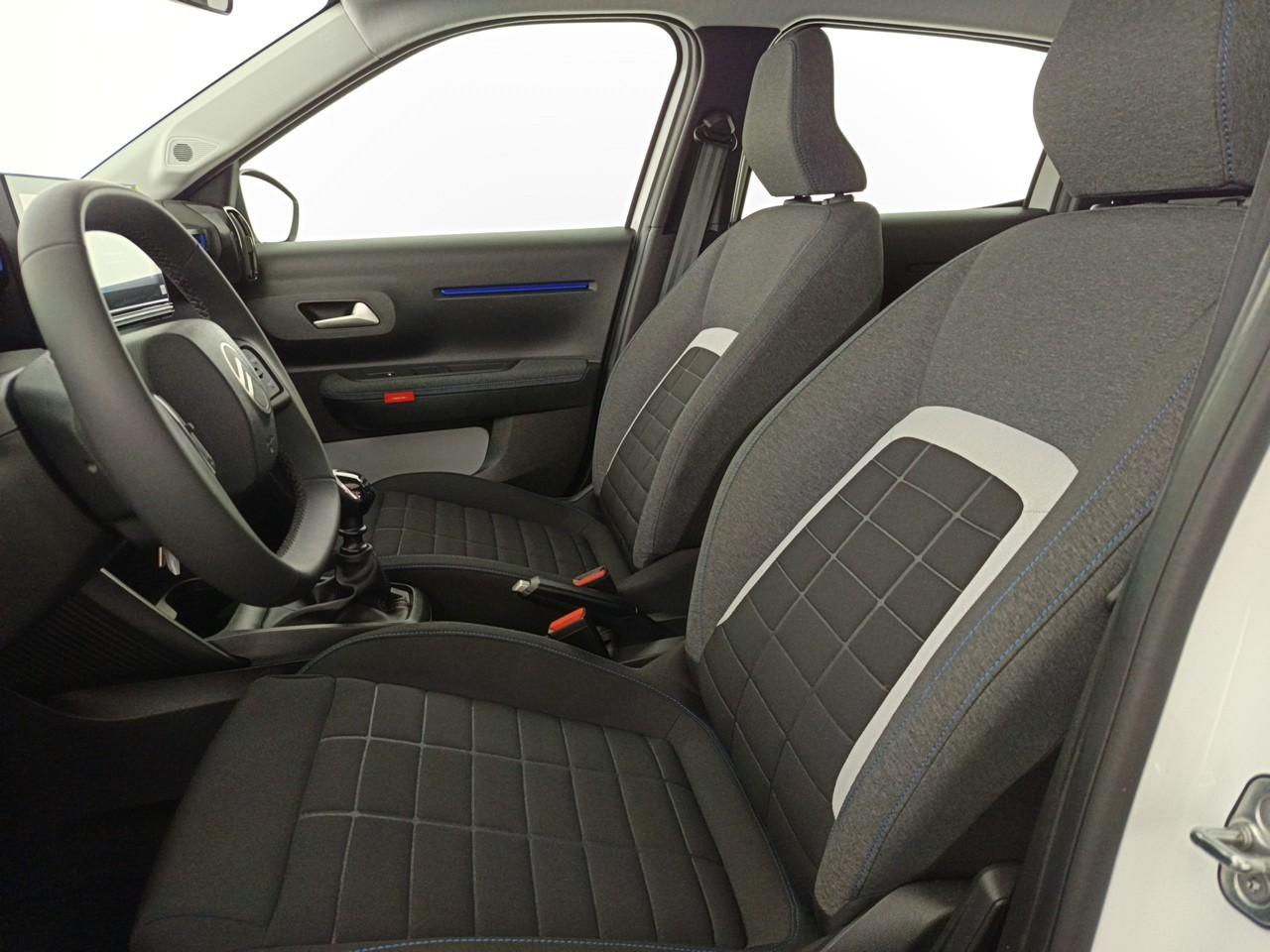 Citroën C3 turbo 100 ch manuelle plus — photo 9