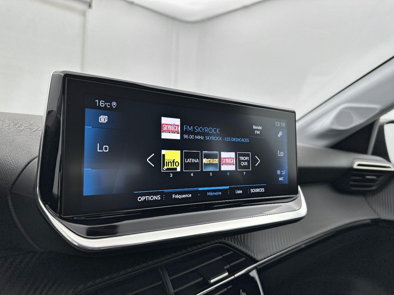 Peugeot 208 puretech 100 s&s bvm6 allure — photo 22
