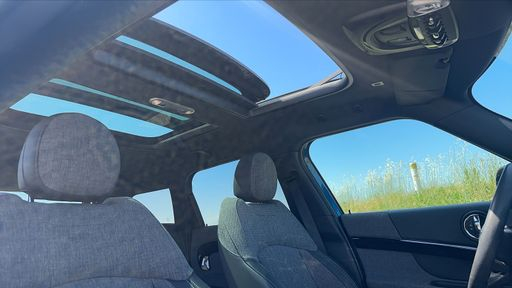 Mini Countryman 1.5 i 220 Plug in Hybrid ALL4 Steptronic6 - Northwood – 2020 – 50000 km – Hybride rechargeable – Boîte Automatique — photo 15