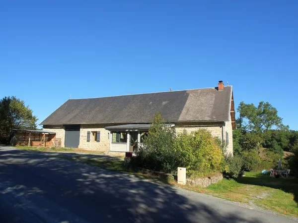 Grange rénovée avec Guest-house, atelier et terrain Sud Creuse