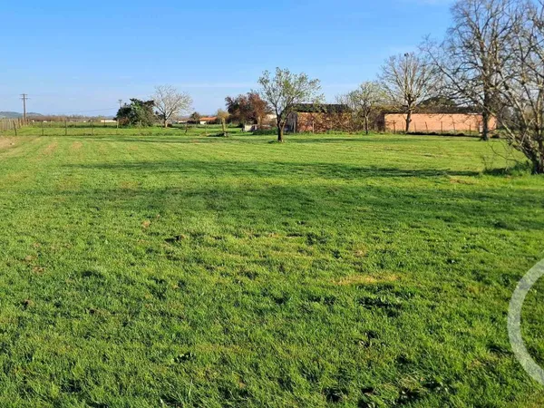 Terrain 1327 m²