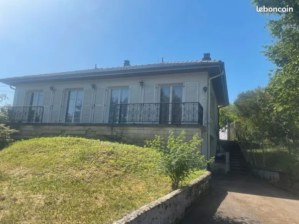 Grande maison familiale F6 de 111 m² avec grand jardin (10 ares)
