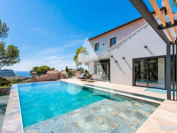 Villa 8 pièces 375 m²