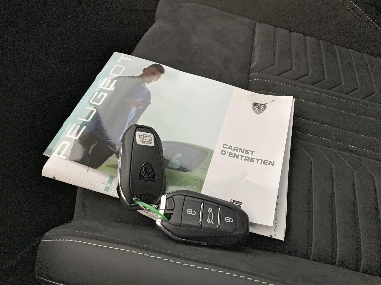 Peugeot 3008 hybrid 145 e-dcs6 gt — photo 18