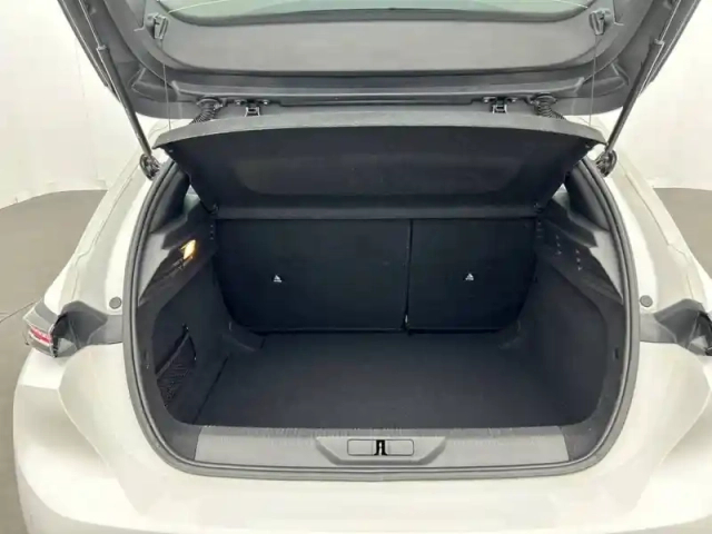 Peugeot 308 bluehdi 130ch s&amp;s bvm6 — photo 6