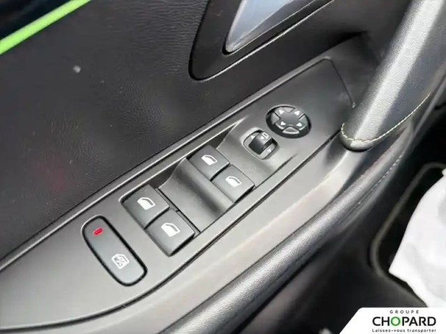 Peugeot 208 electrique 50 kwh 136ch — photo 26