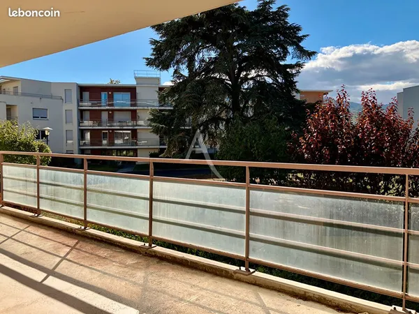 Appartement 4 pièces 82 m²