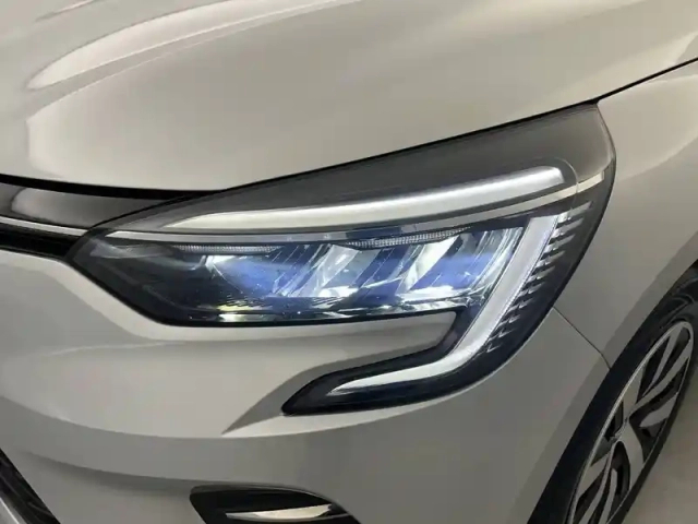 Renault Clio tce 90 — photo 35
