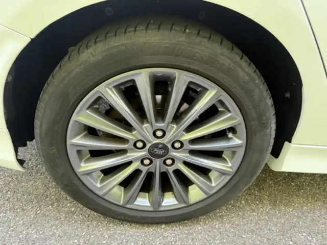 Ford Focus 1.5 ecoboost 182 st-line — photo 8