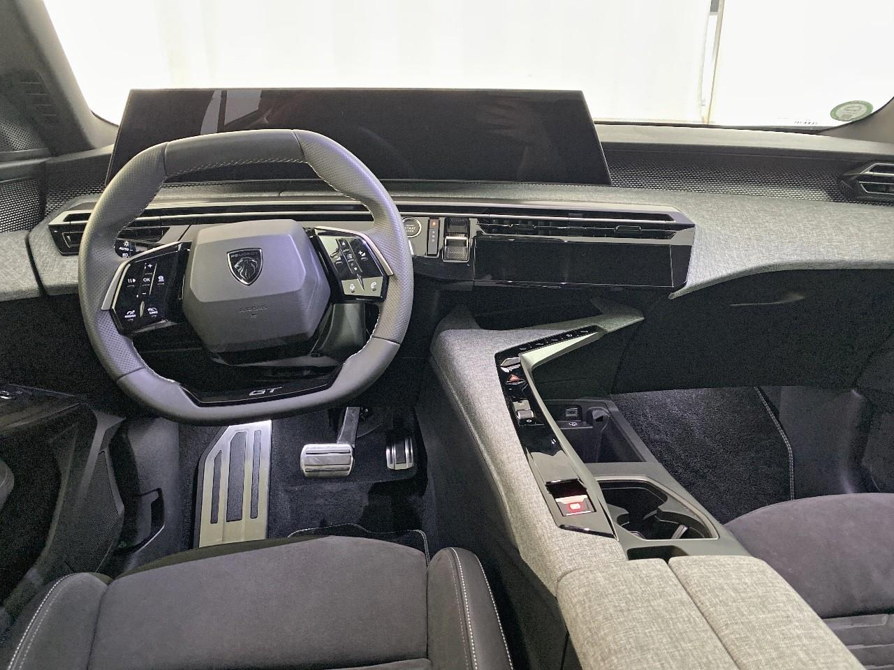 Peugeot 3008 electrique 210 ch 73 kwh gt — photo 8