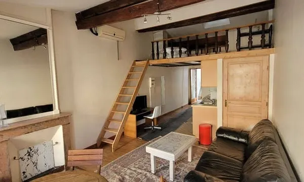 Studio 1 pièce 25 m²