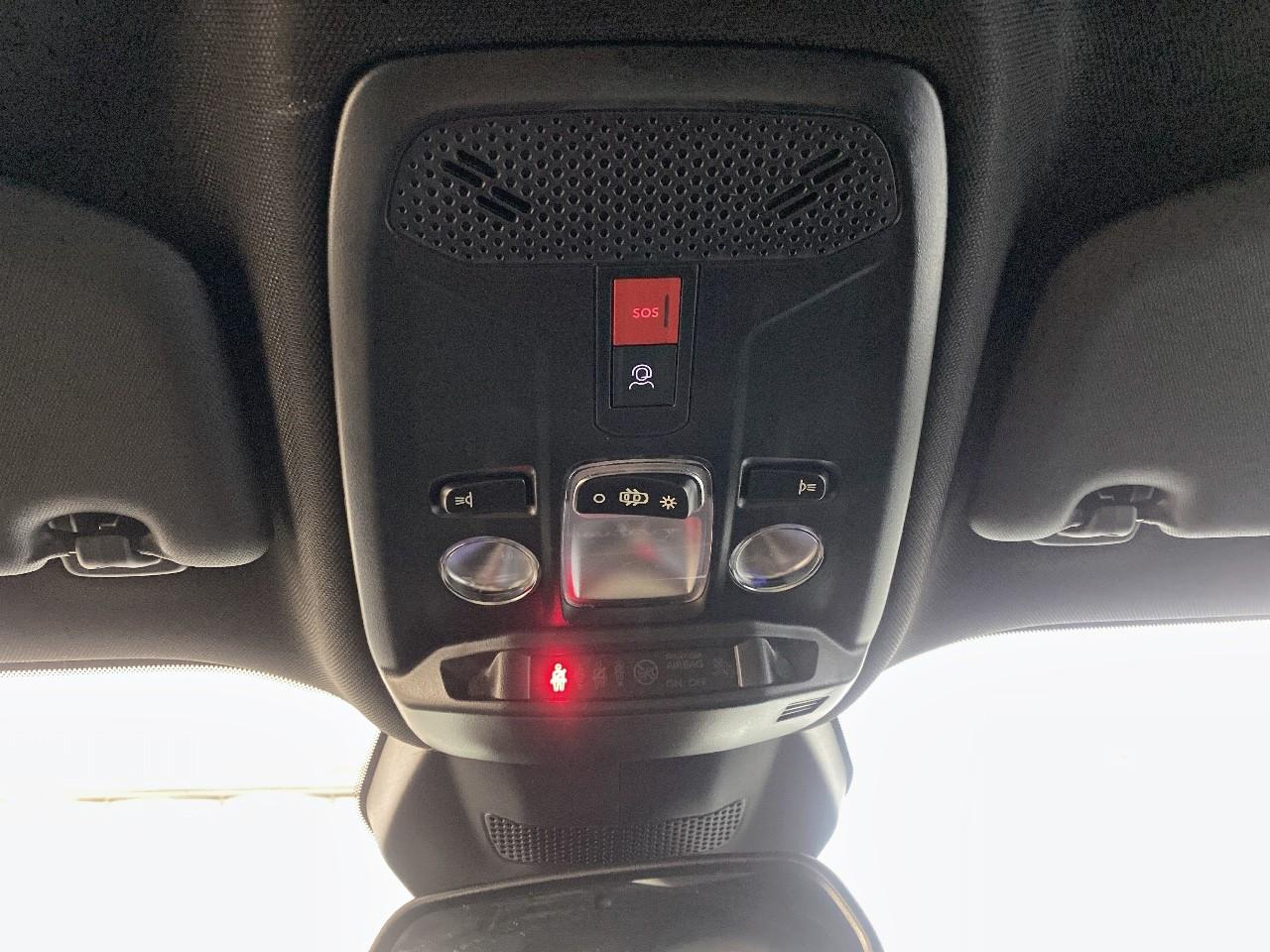 Peugeot 2008 hybrid 145 ch e-dcs6 allure — photo 19