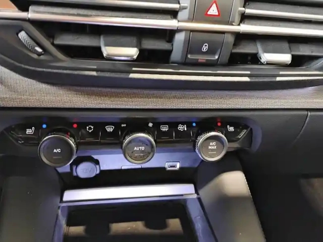 Citroën C5 x puretech 180 s&amp;s eat8 shine — photo 13