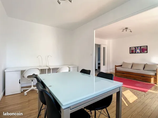 Location T3 meublé, parking 62 m2