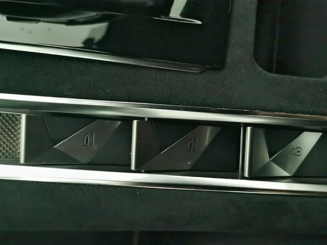 Ds Ds 7 crossback hybride rechargeable e-tense 300 eat8 4x4 performa — photo 30