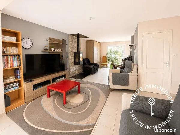Propriété 5 pièces 121 m²