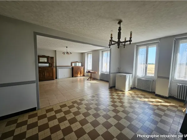 A Bigny-Vallenay, vaste maison de 5 chambres avec grange et grand terrain arboré .