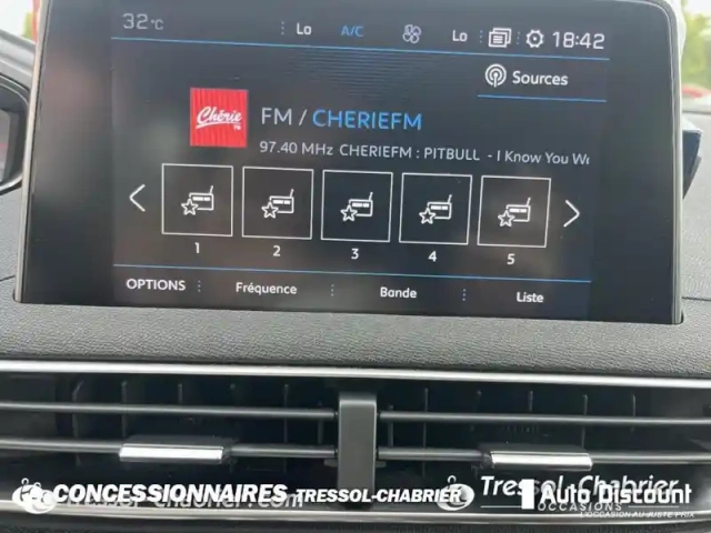 Peugeot 3008 1.2 puretech 130ch s&amp;s eat6 allure — photo 11