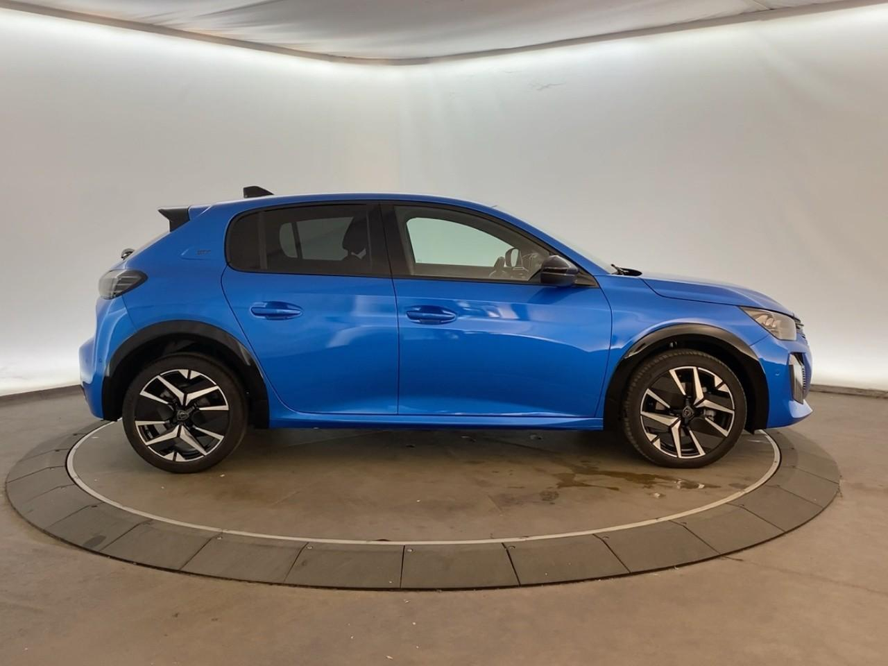 Peugeot 208 hybrid 145 ch e-dcs6 gt — photo 4