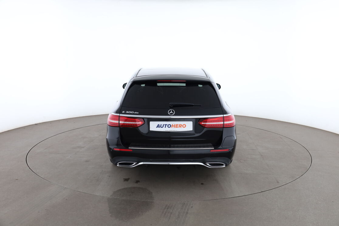 Mercedes-Benz Classe E Break 300 de AMG Line 9G-Tronic — photo 4