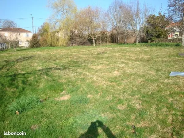 Terrain 810 m² Couzeix