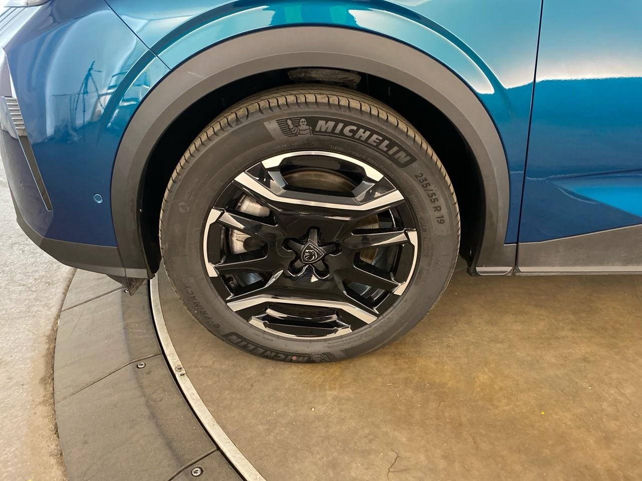 Peugeot 3008 electrique 210 ch 73 kwh allure — photo 11