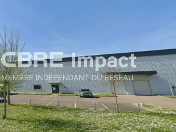 Local d'activité 2084 m²