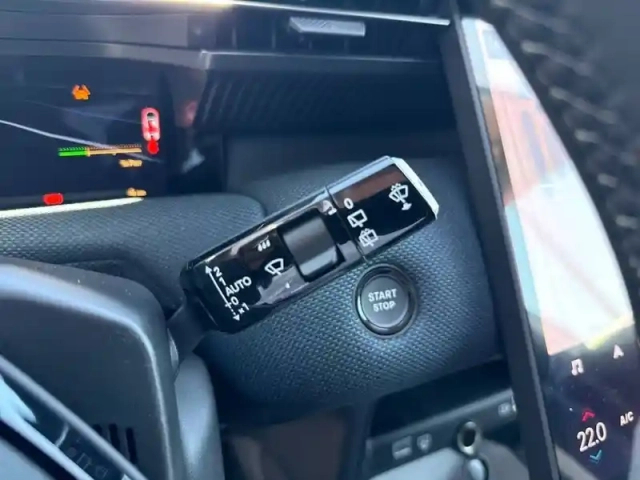 Citroën C5 Aircross hybride 145 ch e-dcs6 — photo 21