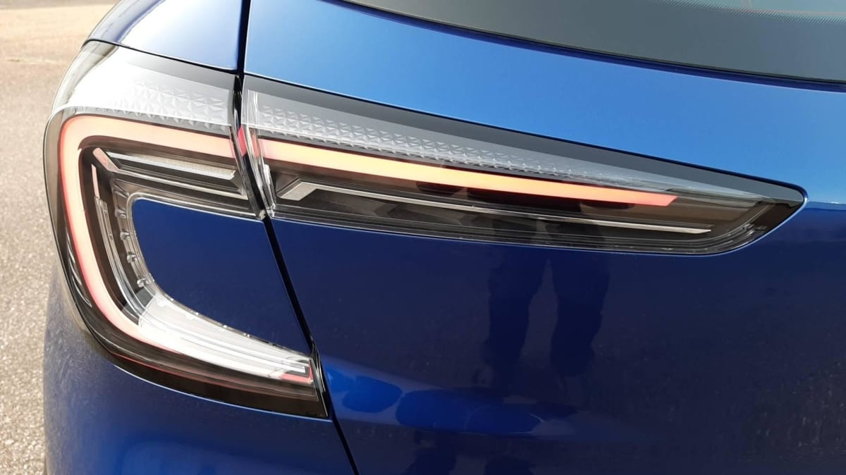 Renault Captur — photo 11