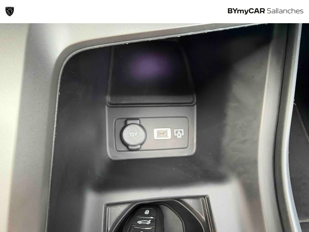 Peugeot 308 SW PureTech 130ch S&amp;S EAT8 — photo 27