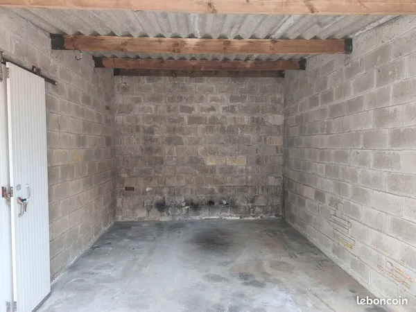 Stationnement Vente Brest   14000€