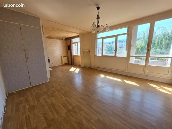 F4 81m² avec travaux