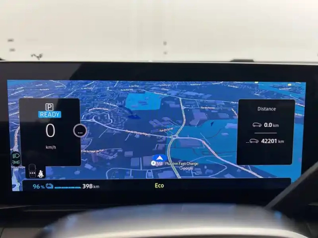 Renault Megane e-tech ev60 220 ch super charge — photo 26