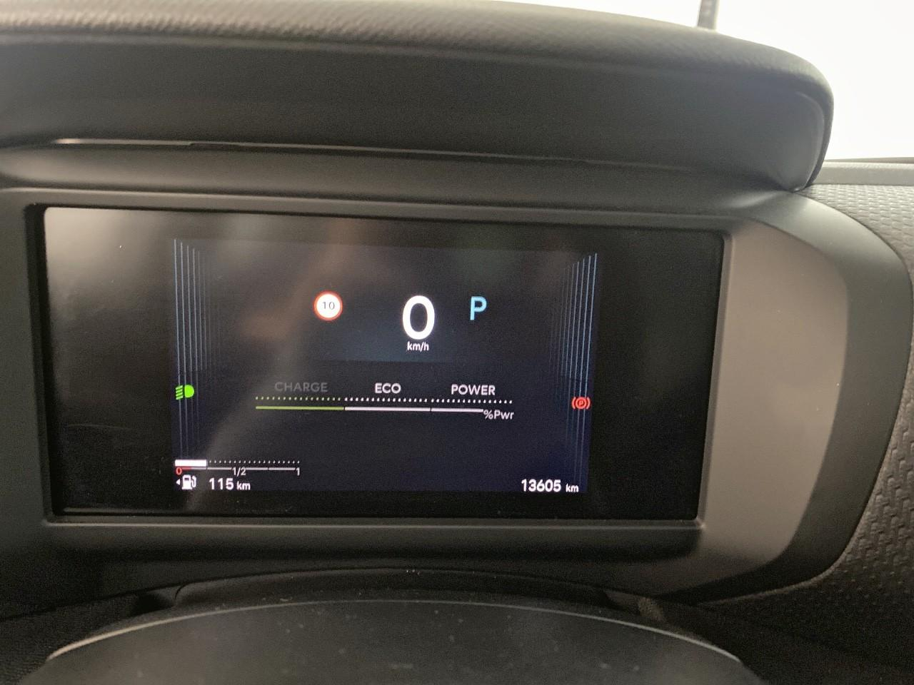 Citroën C4 hybride 136 e-dcs6 plus — photo 13