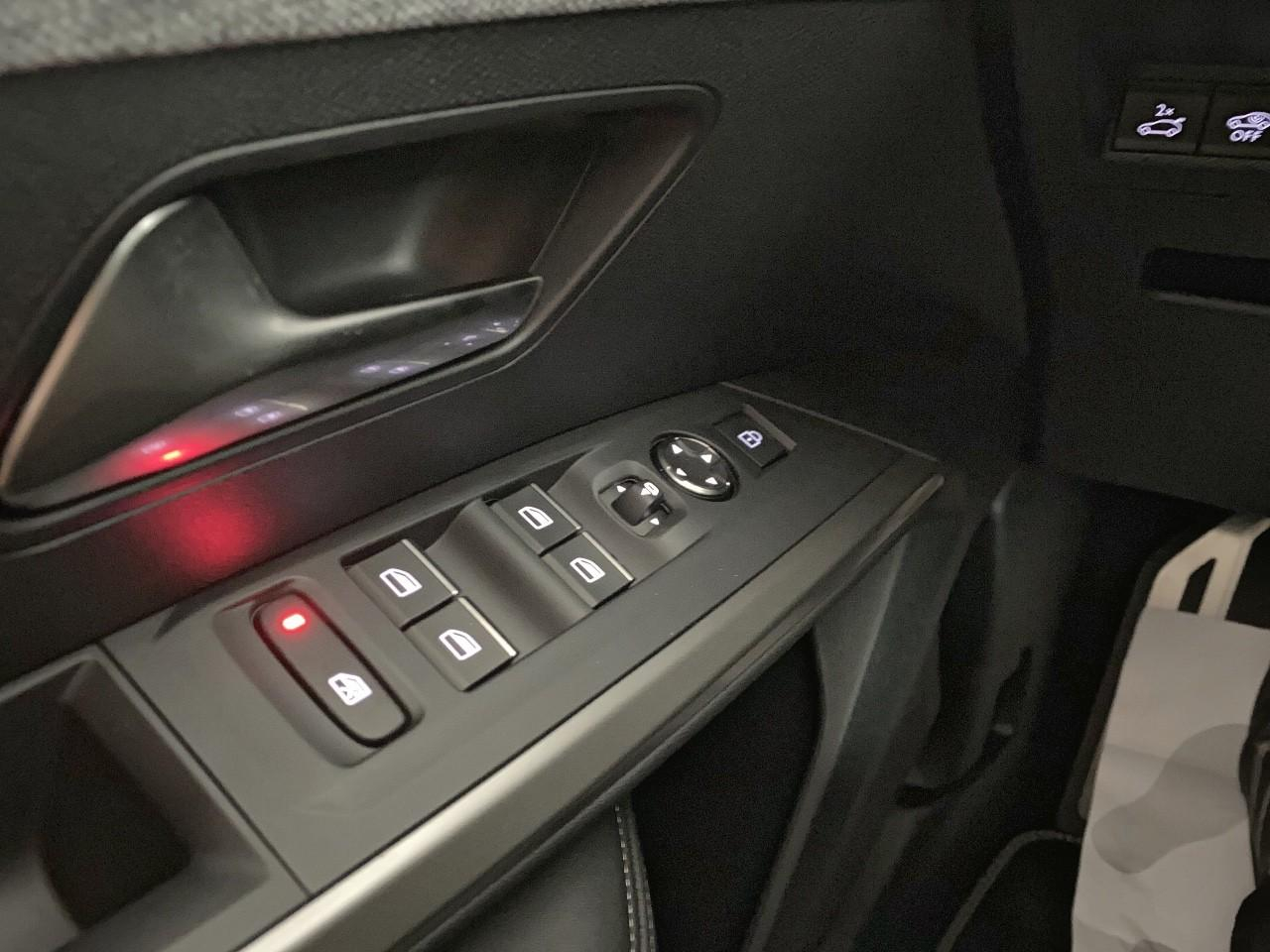 Peugeot 5008 hybrid 145 ch e-dcs6 gt — photo 20