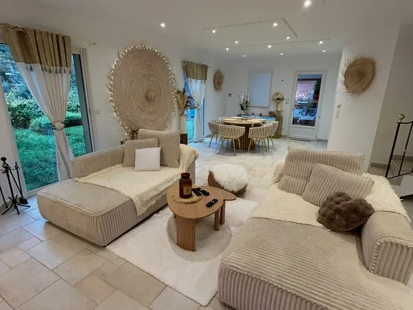 Vends maison au calme absolu