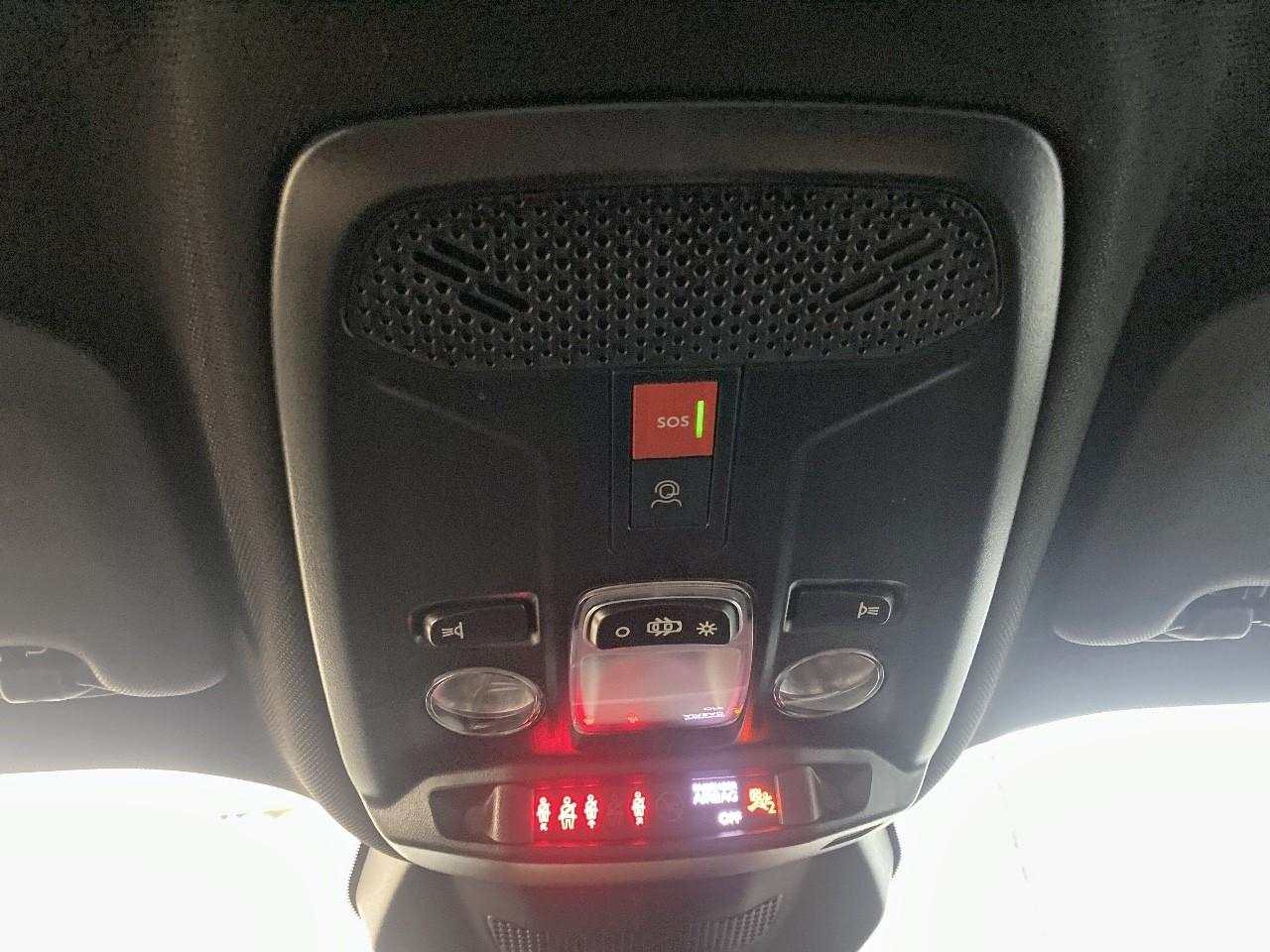 Peugeot 2008 hybrid 145 ch e-dcs6 style — photo 19
