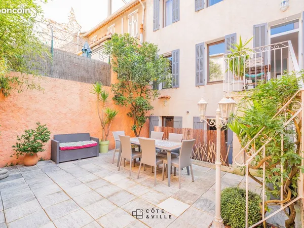 Propriété 5 pièces 142 m²